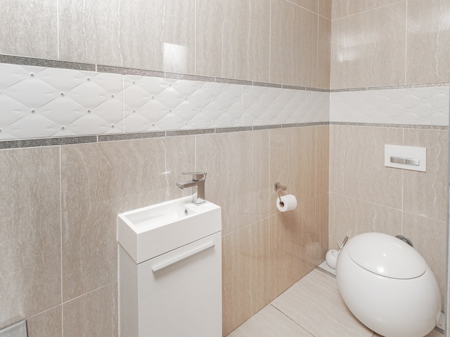 4 Bedroom Property for Sale in Xanadu North West